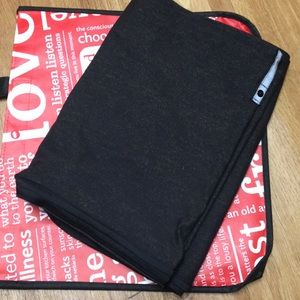lululemon athletica Accessories - ⬇️Lululemon Special Edition Vinyasa Scarf lululemon athletica Accessories - ⬇️Lululemon Special Edition Vinyasa Scarf